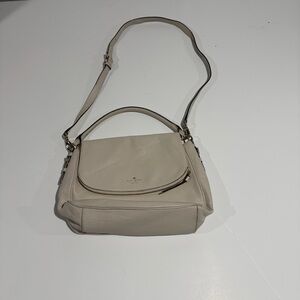 Kate Spade Cobble Hill Minka Large Pebbled Leather Shoulder Bag – Beige